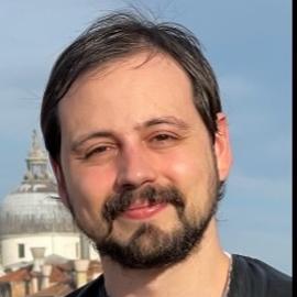 Dr. Vitor Fortes Rey